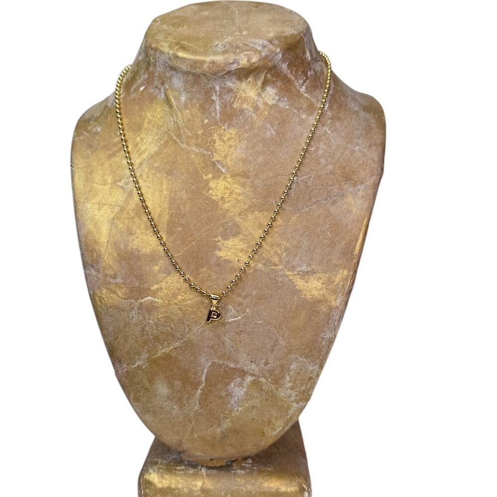 Initial Necklace P